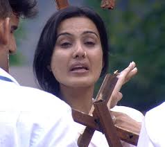 Kamya Punjabi crying in &#39;Bigg Boss 7&#39; on day 29. As Ratan was getting evicted from the house, Kamya was seen crying since she saw the door open and wanted ... - Kamya-Bigg-Boss7