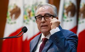 Morena no descarta iniciar proceso para expulsar a Rocha Moya por retomar gubernatura; acusa 