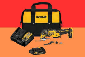 This DeWalt deal is worth cutting into: 25% off Oscillating Tool Kit