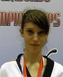 Laura Sáez, medalla de plata en Croacia. La gran promesa del Taekwondo que entrena en el club Kim Medinense de Medina del Campo y en el Centro de ... - 2177109