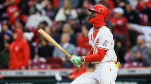 Elly De La Cruz Shines with New 'Torpedo Bat' as MLB Trend Grows