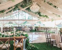 Gambar Rustic wedding with modern touches