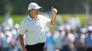 It's a free-for-all in Philly! Setting the final-round stage at the PGA