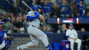 Dodgers Extend Max Muncy, Re-Sign Enrique Hernandez