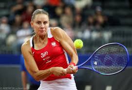 Linette walczy z "koszmarem" Świątek. Stawką III runda Roland Garros [NA ŻYWO]
