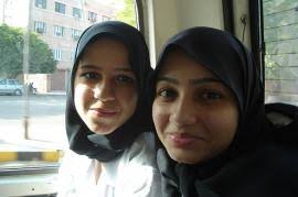 intervista a Dounia Ettaib*. Tweet. Foto di Zainub. Qual è la condizione delle donne nell&#39;Islam? Com&#39;è considerata la donna dalla religione islamica? - 470268586_5e2037bda0