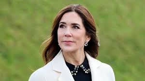 Mary de Dinamarca demuestra por qué es un referente de estilo con su look más bohemio