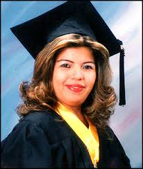 Eida Elena Toribio Santana obtuvo el pasado martes 30 de noviembre el título de Licenciada en Economía, durante el acto de graduación que tuvo lugar en el ... - cumple4