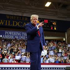 6 of the Wildest Details From the WSJ’s Trump Fundraising Report