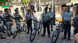 Vigilancia en bicicleta ayuda, pero inseguridad es un problema a largo plazo: sacerdote