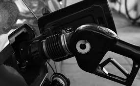 ¿Pasa de los 30 pesos? Así amaneció el precio de la gasolina en Jalisco HOY