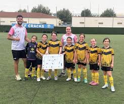 La base del fútbol femenino crece en número y nivel de jugadoras en Castellón
