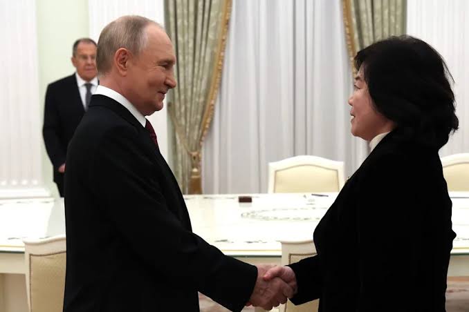 North Korean Foreign Minister Choe Son-hui meets Putin, Lavrov in Moscow; sides agree to deepen ties, express mutual support