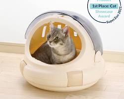 Space Capsule Pet Carrierの画像