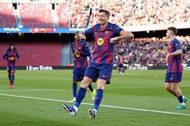 Barcelona se impone 3-0 al Valencia y pone presión para el Real Madrid