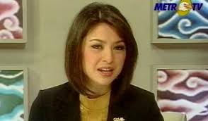 Kania Sutisnawinata (lahir di Jakarta, Indonesia, 16 Juli 1975) adalah pembawa acara berita Indonesia. Ia menjadi anchor dalam program berita Headline News. - kania-sutisnawinata