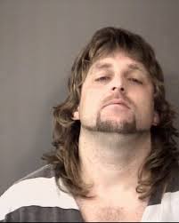 Shane Lee Senter, 37, of 9508 E. King Arthur Tr., Cromwell, was taken into custody when officers of the Kosciusko County Sheriff&#39;s Department responded to ... - Shane-Lee-Senter