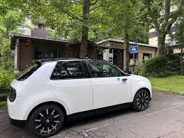 みんなのケータイ アプリもAIも終了した「Honda e」、「スマホのようなクルマ」の切ない現実