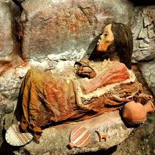 ✳️Mummy Juanita: The Sacrifice of The Inca Ice Maiden Popularly known as Mummy Juanita, the finding of a young Inca girl sacrificed more than 500 years ago (between 1440 and 1480) made