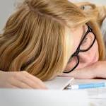  People who sleep in on weekends avoid dying young, study suggests