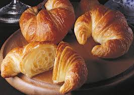 Image result for ‫نان شیرینی کروسان‬‎