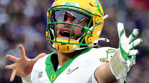 Poll: Oregon's Dante Moore the early QB favorite for 2027 draft