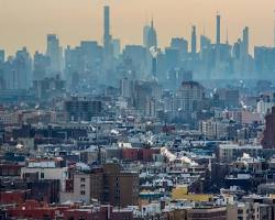 Image of Manhattan skyline from the Bronx