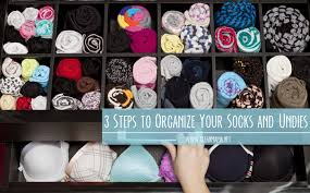 Résultat de recherche d'images pour "sock drawer organized"