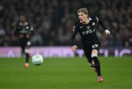 Alejandro Garnacho Shines in Chelsea's Victory Over Aston Villa