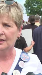 Pat Maroon Coaches Girls Hockey in Tampa After Retirement