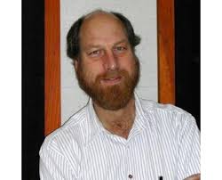 Astrofísico de Caltech, Carl Grillmair, falleció en su propiedad rural en Llano tras ser atacado en su porche