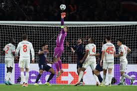 Diaz shines and sees red as Bayern beat PSG in Champions League