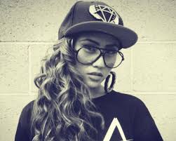 Résultat de recherche d'images pour "swag"