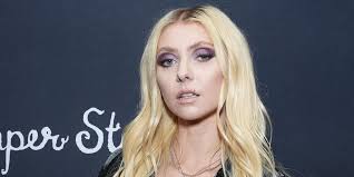 Taylor Momsen Flaunts Abs and New Music