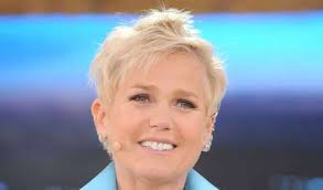 Nova polêmica da turnê de Xuxa 'O Último Voo da Nave': 'Penso que era para essa mulher ter muito orgulho do que foi feito', dispara carnavalesco 22 anos após homenagem histórica no RJ