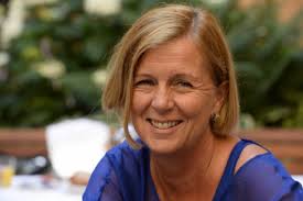 Sveriges jämställdhetsminister Maria Arnholm ställer sig positiv till surrogat/värdmödraskap - 0decd8cec17515237e702d010e3a6e