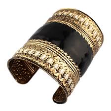 نتيجة بحث الصور عن ‪accessories2015 cuffs‬‏
