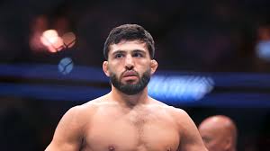 Arman Tsarukyan wins by tech fall at RAF Georgia ahead of Covington clash