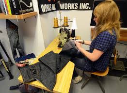 Résultat de recherche d'images pour "darning jeans"