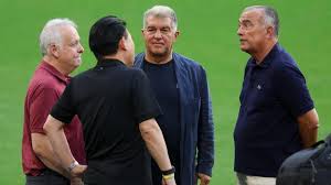 ¡Laporta abre la puerta a más fichajes en el Barça!