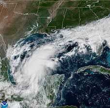 Podría tormenta “Isaías” convertirse en huracán el jueves rumbo al sur de EUA