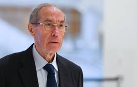 Lâché par Sarkozy sur le procès libyen, Guéant adresse une seconde attestation