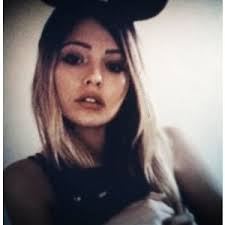 Résultat de recherche d'images pour "abigail halliday"