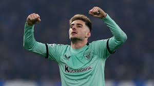 Nico Williams Against Etta Eyong: La Liga Clash Between Athletic Bilbao and Levante