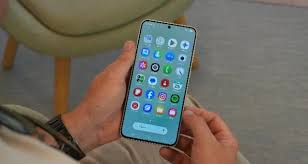 نقد و بررسی گوشی گلکسی S26 FE؛ تغییرات ناچیز، بهبودهای مختصر و هزینه‌ی بالاتر