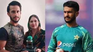 Robber deprives Hassan Ali’s mother of cash