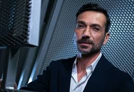 Costantino Vitagliano più forte della malattia | Mediaset ...