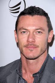 <b>Luke</b><b>Evans</b>_131598_1.jpg - LukeEvans_131598_1