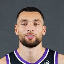 Zach LaVine News: Scores 37 in loss