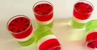 طرز تهیه ژله یلدایی هندوانه، بسیار زیبا و آسان !
